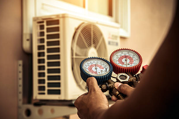 Professional Hvac technician working in Running Springs, CA